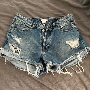 H&M denim shorts distressed size 10